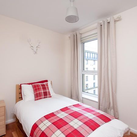 אדינבורו The Holyrood Park Residence מראה חיצוני תמונה