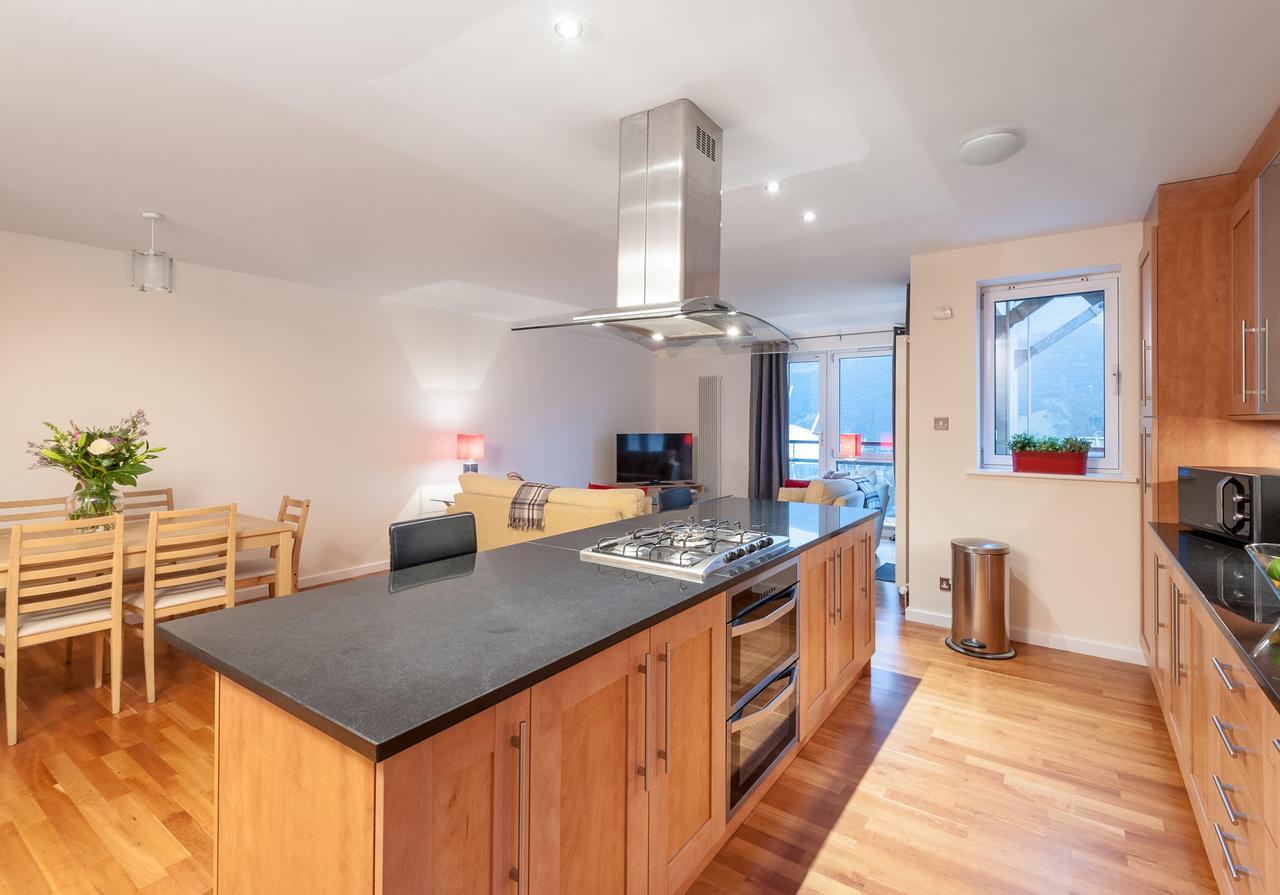 אדינבורו The Holyrood Park Residence מראה חיצוני תמונה