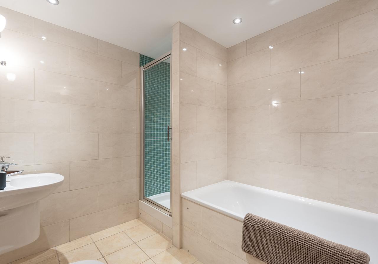 אדינבורו The Holyrood Park Residence מראה חיצוני תמונה