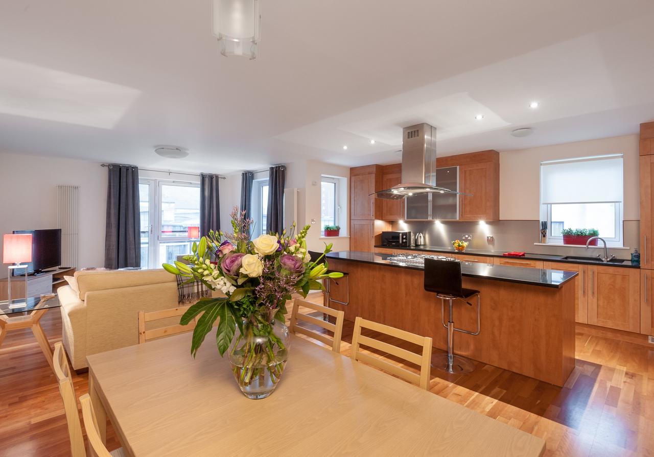אדינבורו The Holyrood Park Residence מראה חיצוני תמונה