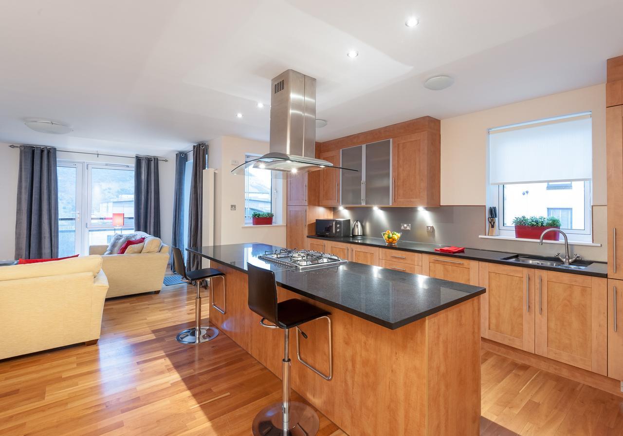 אדינבורו The Holyrood Park Residence מראה חיצוני תמונה